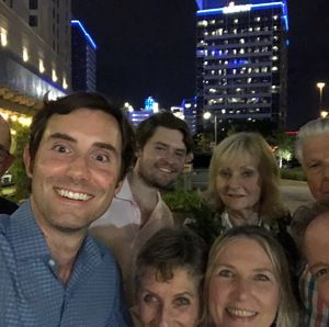 Meet your Posher, Leslie